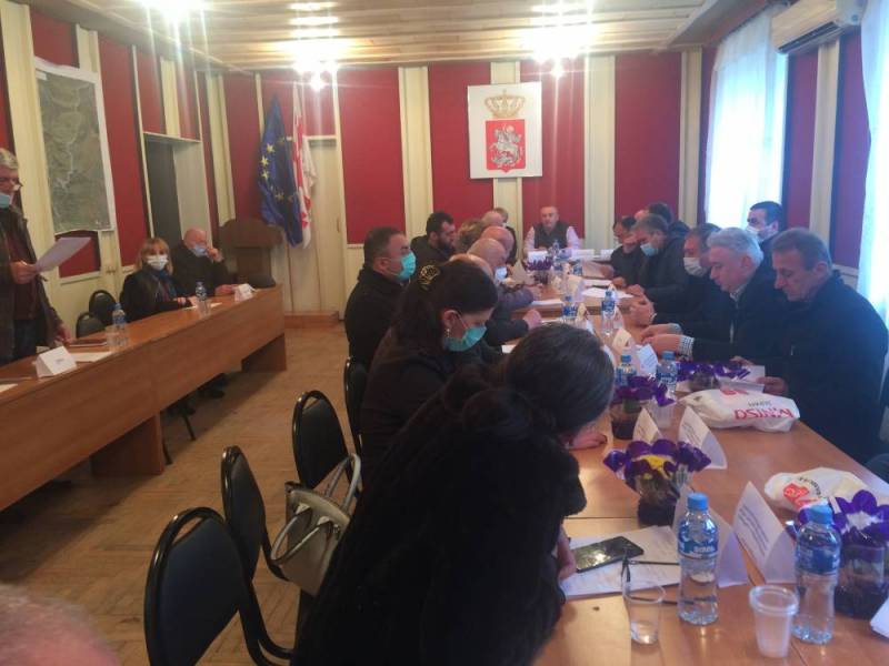 ცაგერის მუნიციპალიტეტის საკრებულოში ბიუროსა და საკრებულოს სხდომა გაიმართა